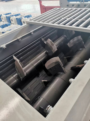50-65 M3/h Misturador de pás de eixo duplo com 90 ou 110kw de potência e 380V 50Hz para mistura industrial