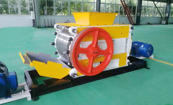 O aço de manganês refina o diâmetro 0 - 3mm da saída de máquina do triturador de rolo