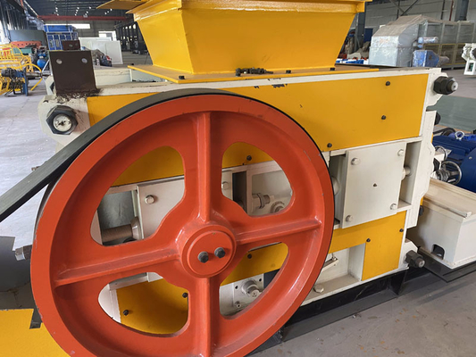 Equipamento de processamento fino automático de Clay Brick Production Line Material do triturador