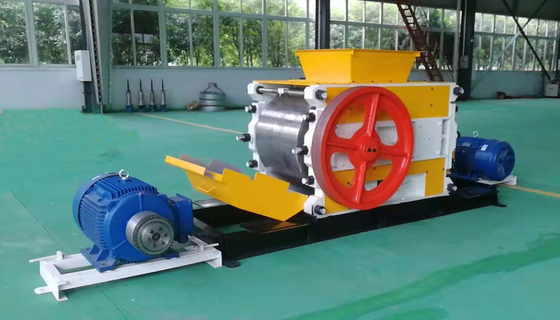 Rolo fino do equipamento de processamento da matéria prima de BBT GS1412 que esmaga a máquina