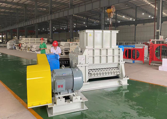 Máquina dobro do triturador de rolo do dente completamente automática para a planta da estufa de túnel