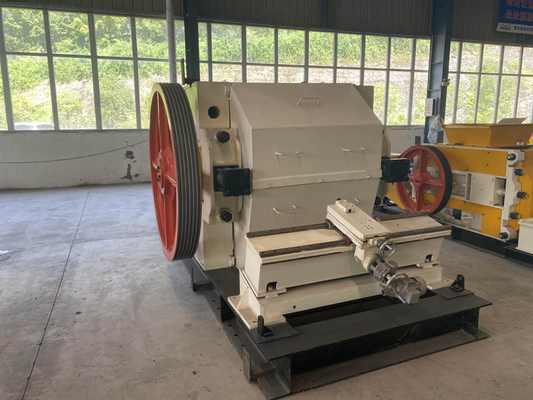 Máquina dobro do triturador de rolo da mina da matéria prima para Clay Brick Production Line