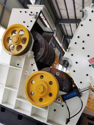moinho do triturador de martelo do rotor do dobro de 380V 50Hz para o processamento de materiais