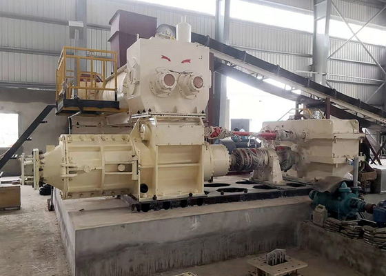 Vácuo Clay Block Machine expulsando de Ash Automated Brick Making Machine da mosca