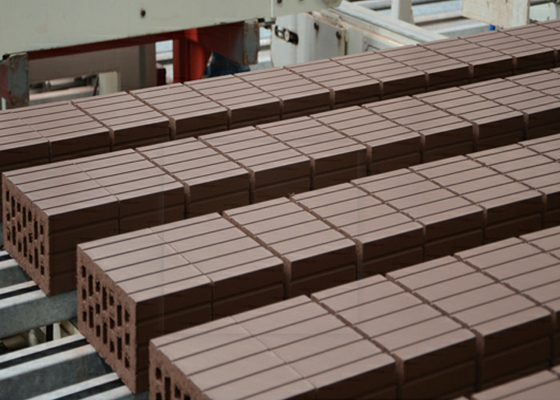 Máquina de Corte de Tijolos de Argila Modelo QTQD-1 com 1254mm de Comprimento e Altura Máxima de Corte de 300mm para Corte Preciso de Paredes de Tijolo