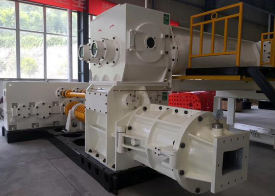 Máquina de fatura de tijolo vermelho do bloco de Bangladesh Clay Mud Fly Ash Solid extrusora automática do vácuo do tijolo de fogo