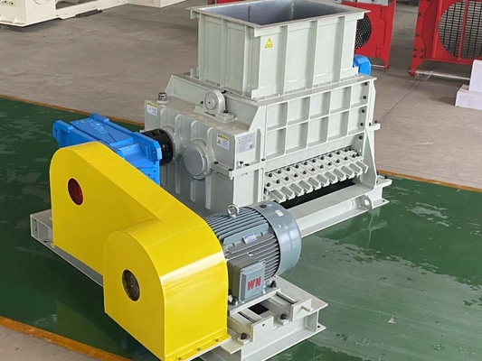 Máquina de bloqueio automatizada do tijolo do solo vermelho/triturador de rolo dentado dobro