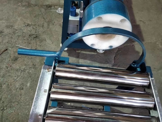 Máquina extrusora a vácuo para tijolos de argila pequena misturadora para cerâmica Pug Mill