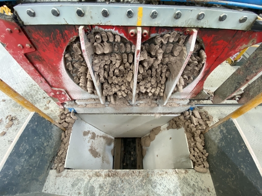 Máquina de mistura de tijolos sólidos e ocos