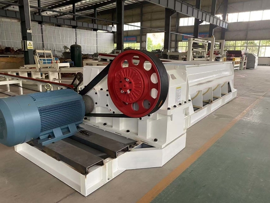Novo equipamento técnico de mistura de tijolos de argila