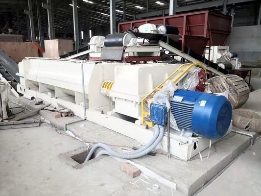Máquina de mistura de tijolos de argila máquina de mistura de dois parafusos de duplo eixo moinho de mistura em linha de fabricação de tijolos de argila equipamento de mistura