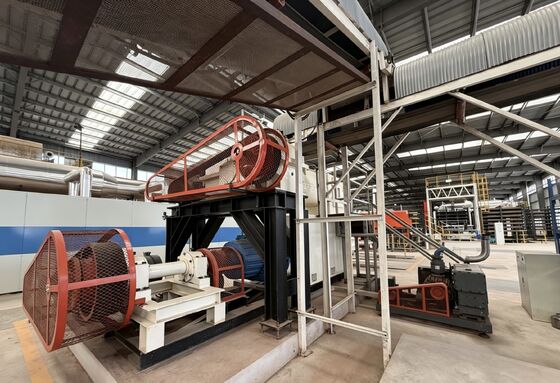 Máquina automática de fabricação de tijolos de argila Equipamento de linha de produção de blocos e painéis de parede ocos